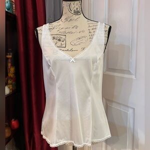 Y2K Vanity Fair Lace Trimmed Camisole with Bow